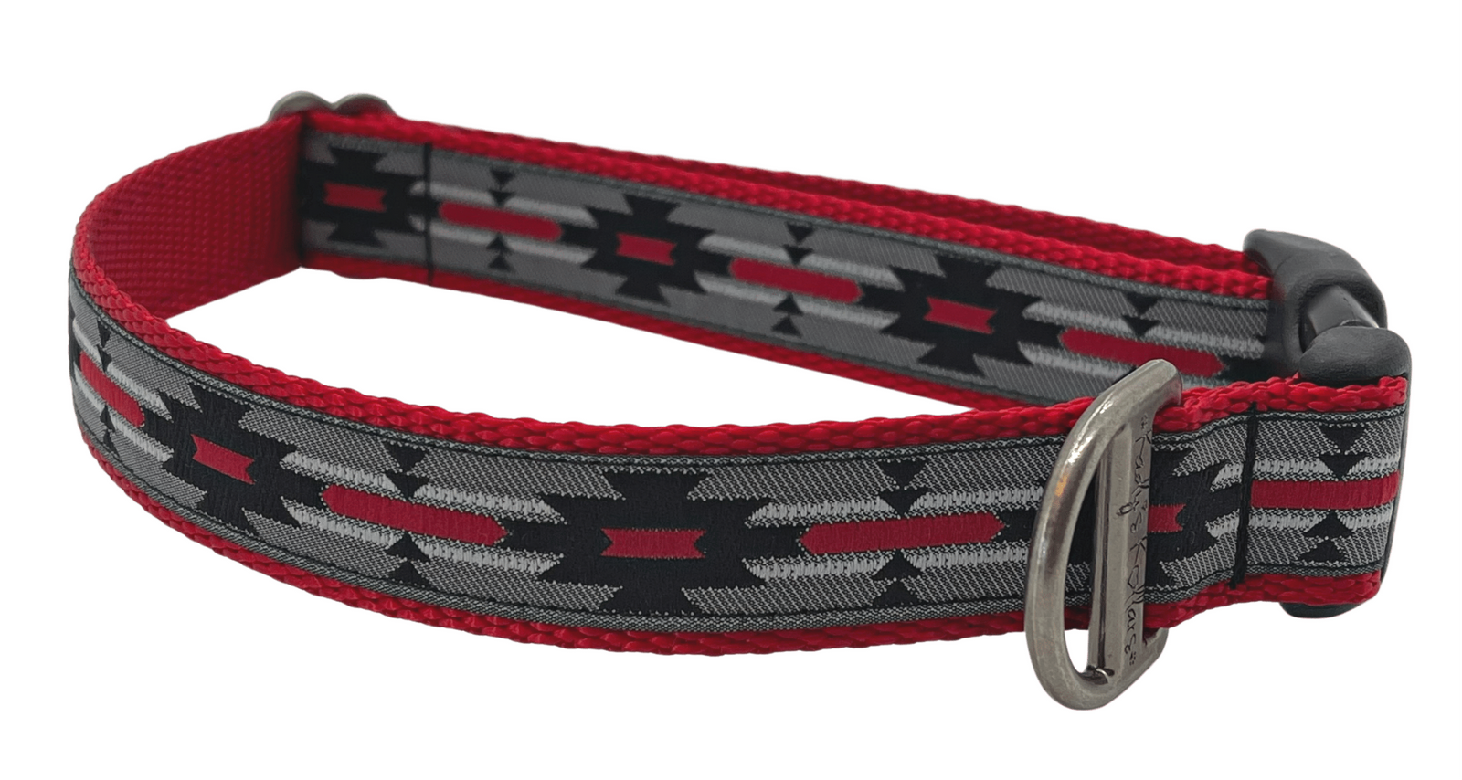 Black/red aztec